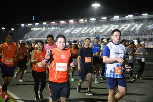 BIB: 21688, 2072, 29280, 218
                            <button type="button" onclick="openModal(10900337)" class="btn btn-primary btn-sm float-right btn-popup" data-toggle="modal" data-target=".modal-high-quality">
                        <i class="fas fa-shopping-cart"></i> Add to Cart
                    </button>
                                            <button type="button" onclick="isThisMe(10900337, true)" class="btn btn-success btn-sm float-right btn-popup btn-isme hidden" data-toggle="tooltip" data-placement="bottom" title="นี่คือรูปของคุณใช่ไหม คลิกที่นี่เพื่อเอาเข้าอัลบั้ม">
                        <i class="fas fa-plus"></i> Add to album
                    </button>
                    <button type="button" onclick="isThisMe(10900337, false)" class="btn btn-warning btn-sm float-right btn-popup btn-isnotme hidden">
                        <i class="fas fa-ban"></i> Remove from album
                    </button>